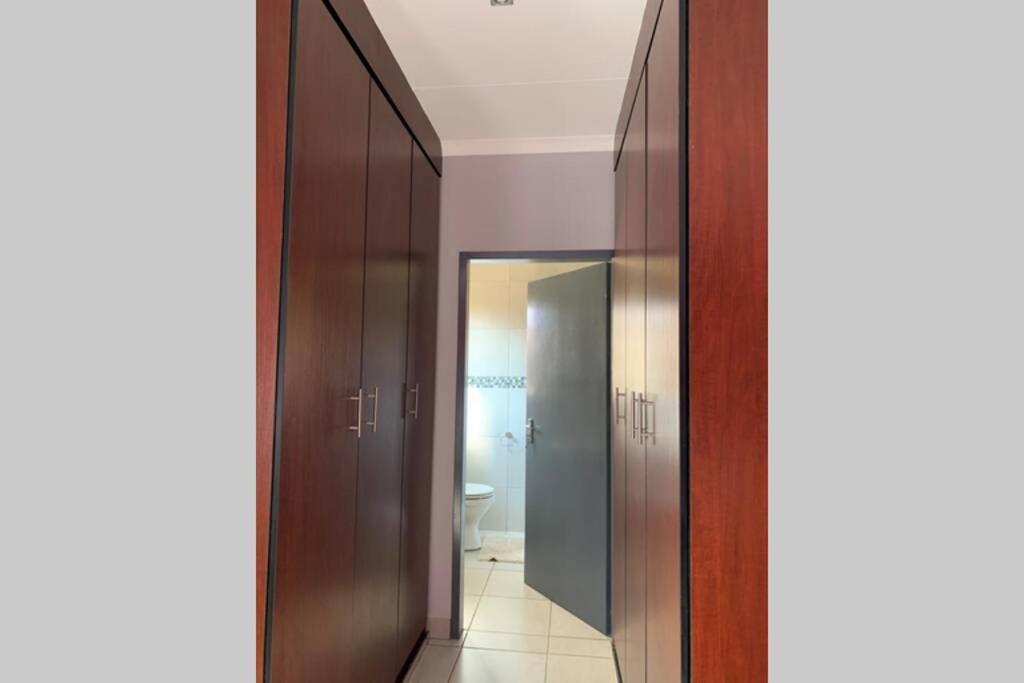 Rhino House With 3 Bedrooms Next To Pilanesberg And Sun City Mogwase Exterior foto